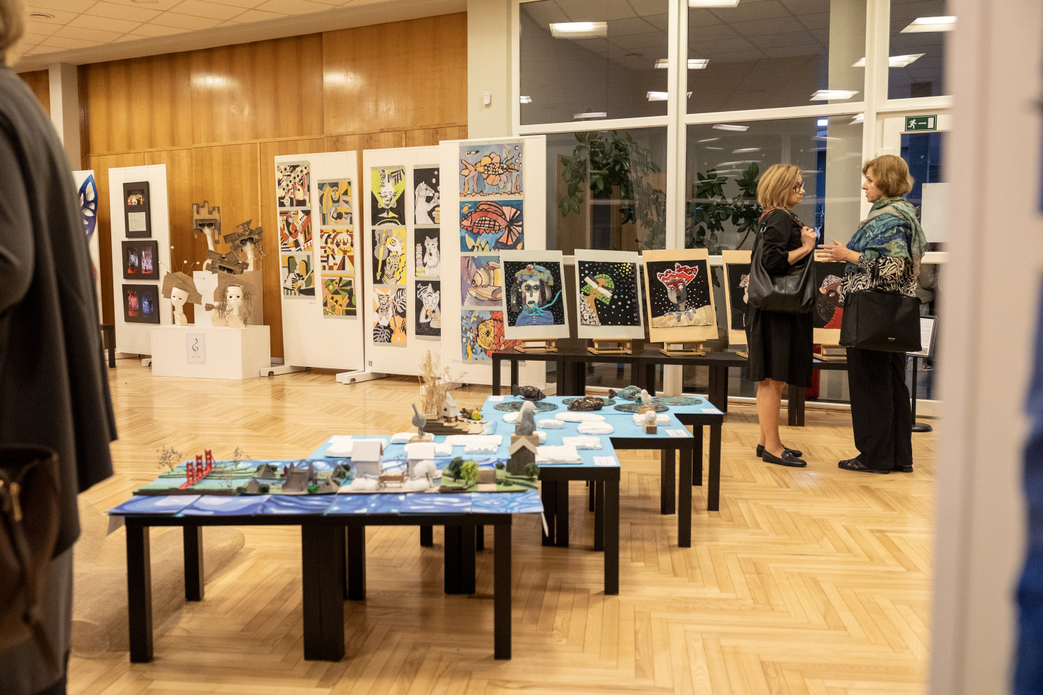 koncerts un izstāde “Draugi vienas upes krastos”