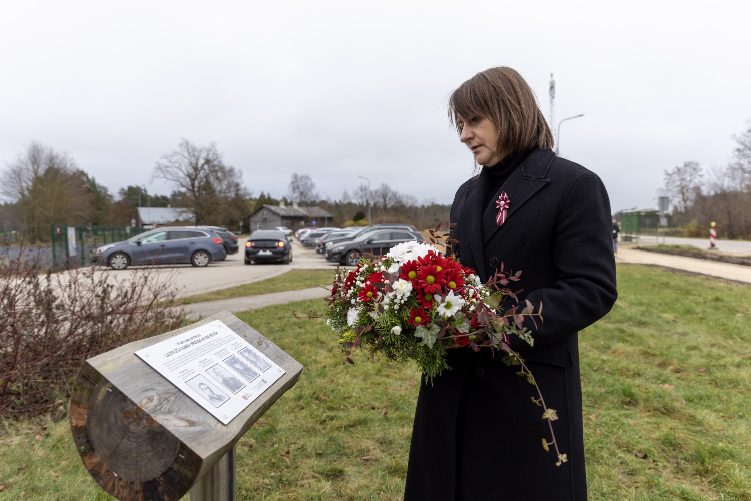 Priekšsēdētāja Signe Grūbe godina Lāčplēša kara ordeņa kavalierus