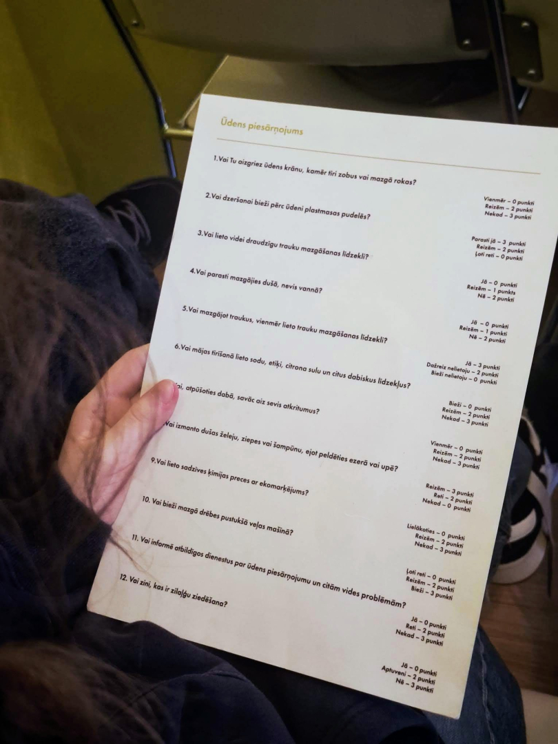 Latvijas Nacionālā dabas muzeja muzejpedagoģiskās izbraukuma nodarbība "Ūdens piesārņojums", afiša