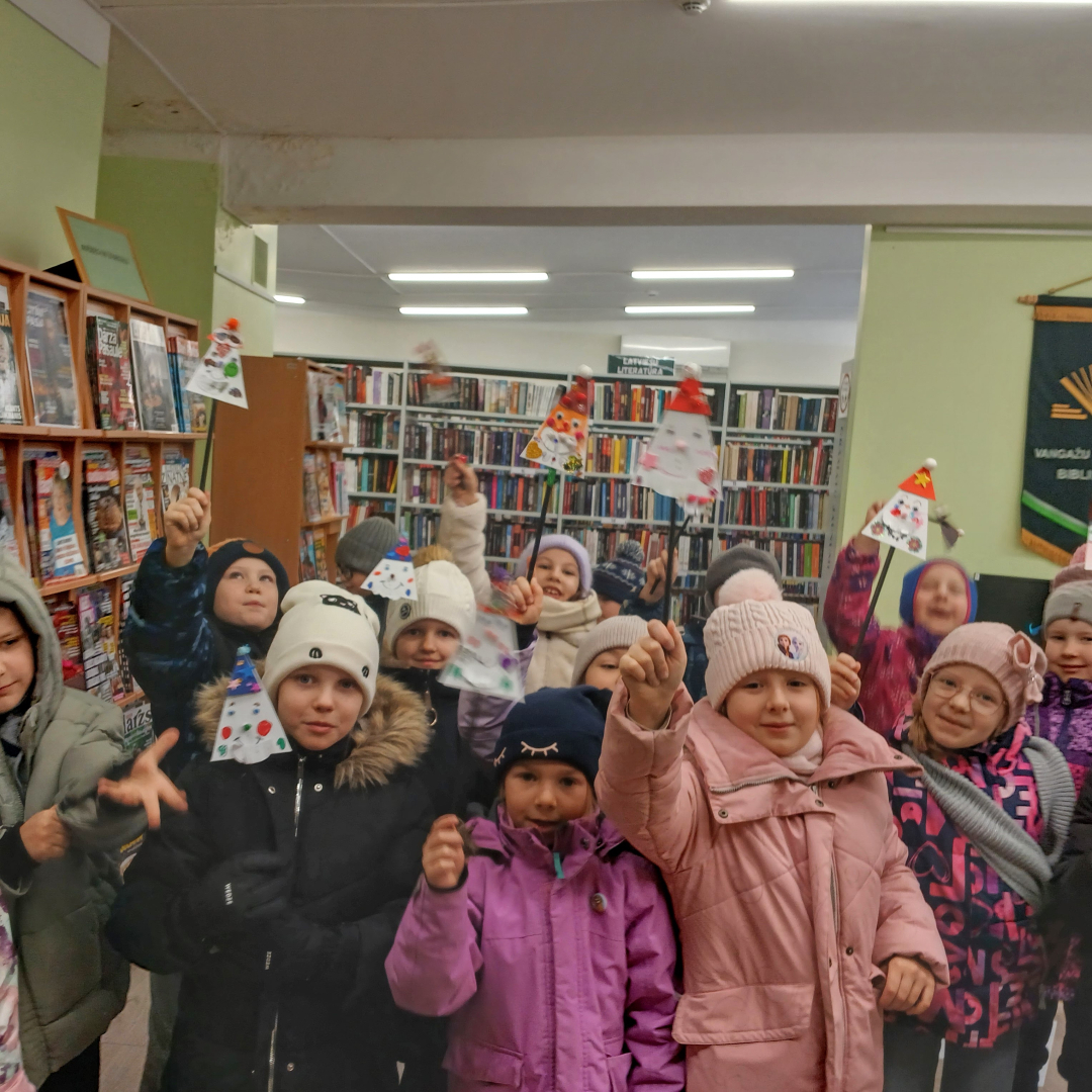 Ēnu teātris Vangažu pilsētas bibliotēkā 