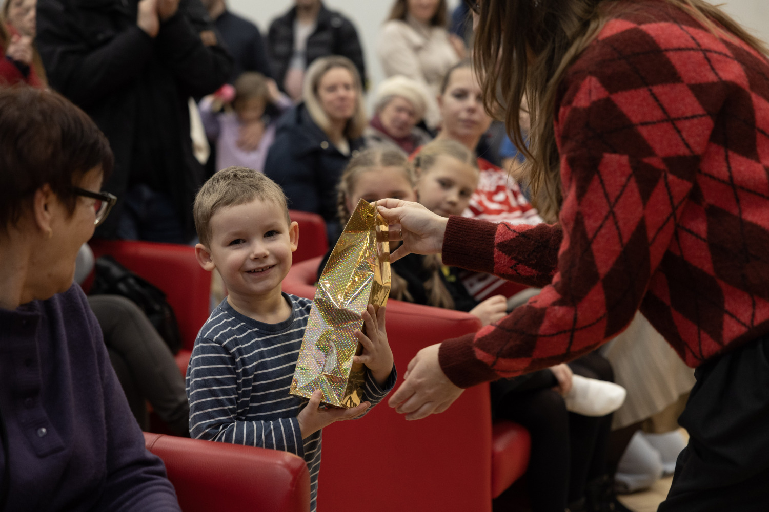 Ziemassvētku tirdziņš un sporta aktivitātes Ropažos