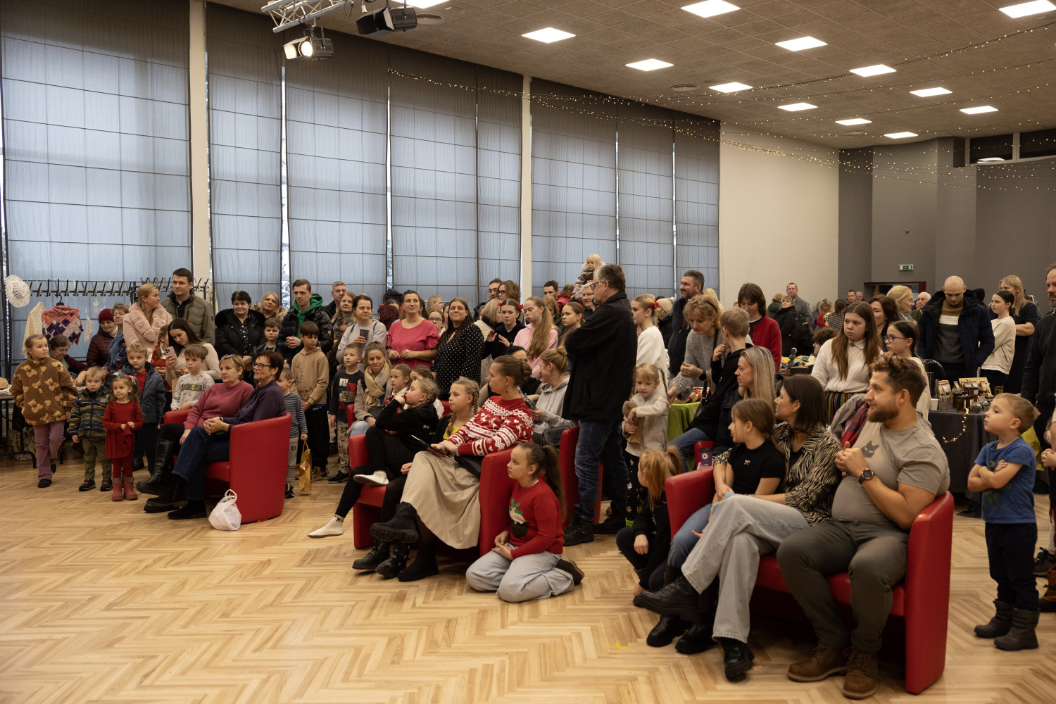 Ziemassvētku tirdziņš un sporta aktivitātes Ropažos