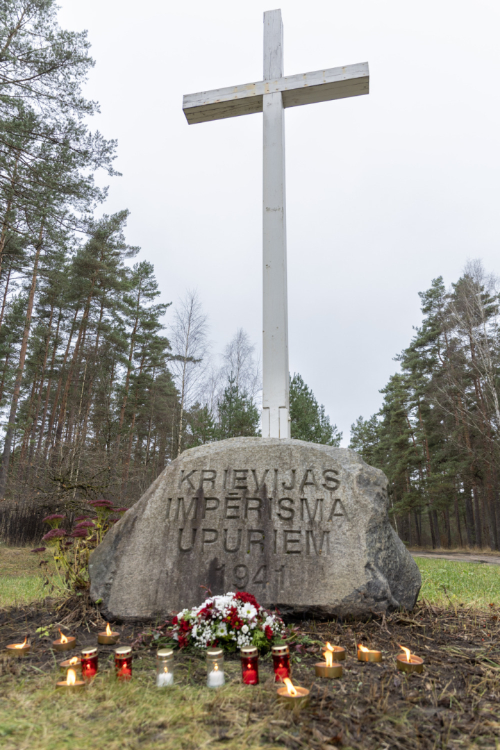 Priekšsēdētāja Signe Grūbe godina Lāčplēša kara ordeņa kavalierus
