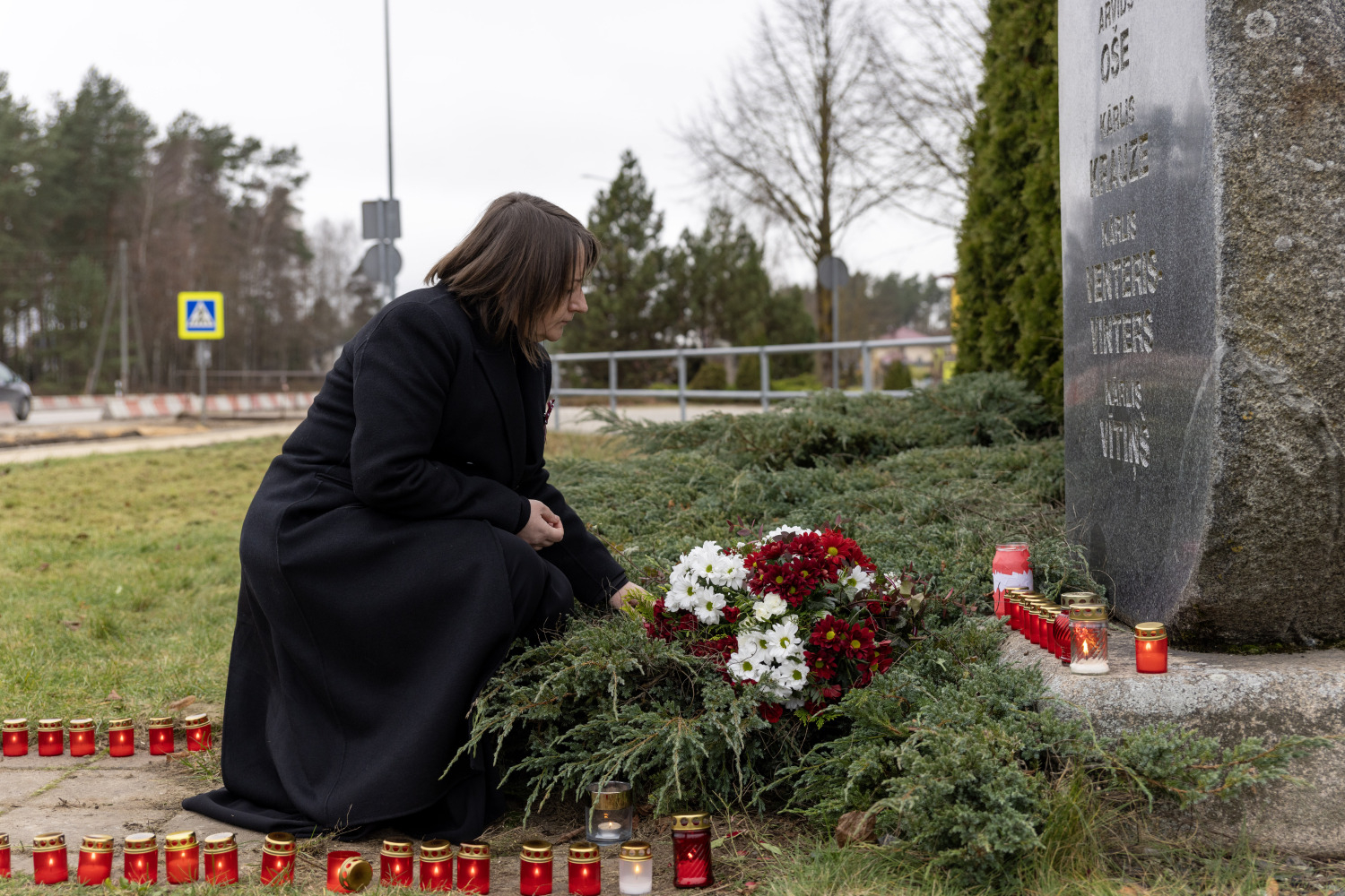 Priekšsēdētāja Signe Grūbe godina Lāčplēša kara ordeņa kavalierus