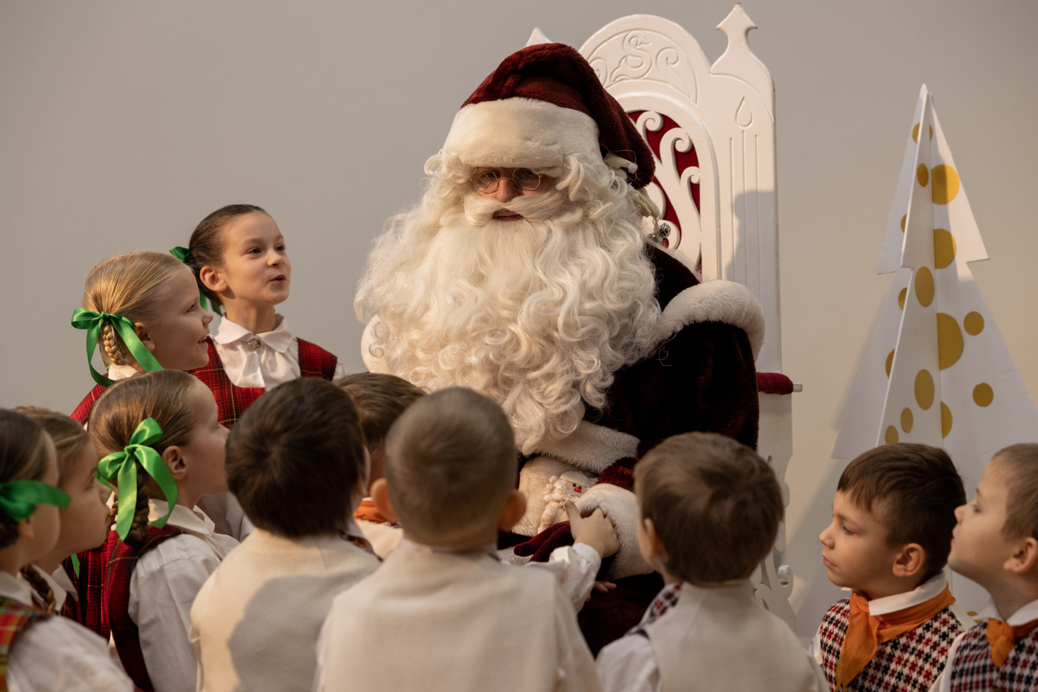 Ziemassvētku tirdziņš un sporta aktivitātes Ropažos