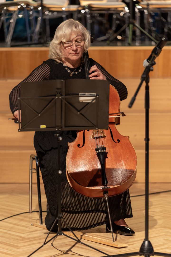  "Draugi vienas upes krastos" 