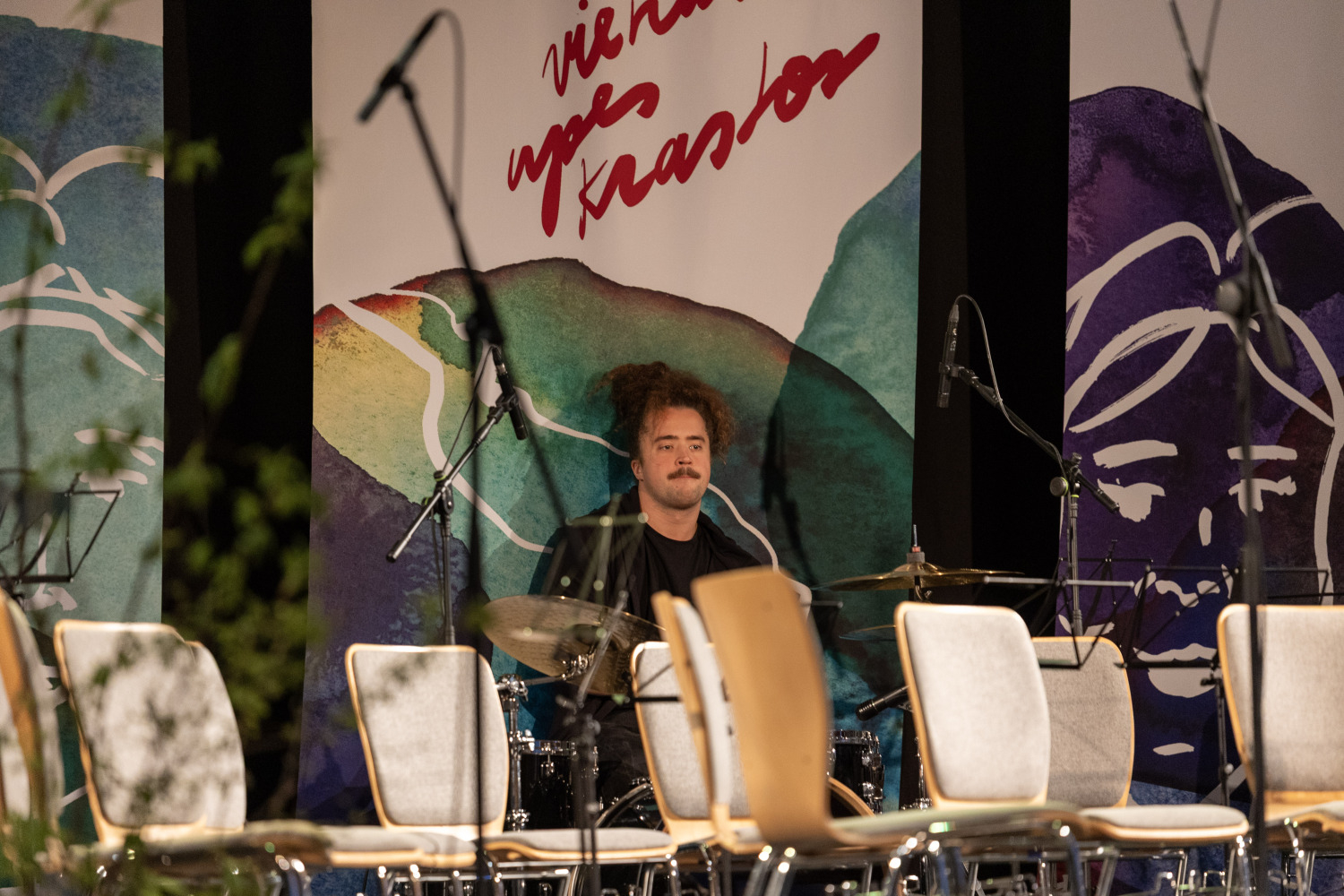 koncerts un izstāde “Draugi vienas upes krastos”