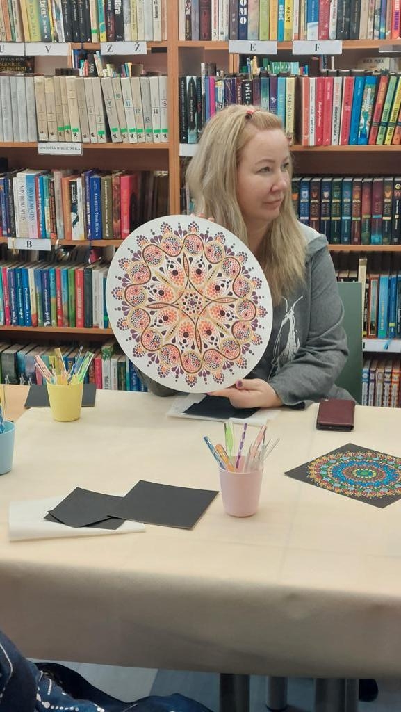 Mandalu meistarklase Vangažu pilsētas bibliotēkā, 07.03.2024.