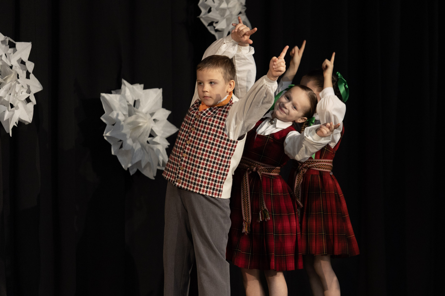 Ziemassvētku tirdziņš un sporta aktivitātes Ropažos