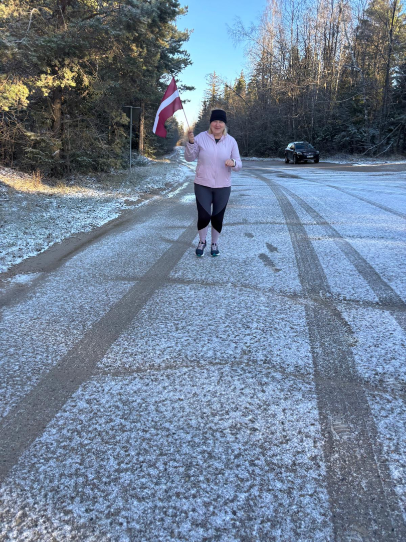 stafetes skrējiens “Ropaži skrien 107”