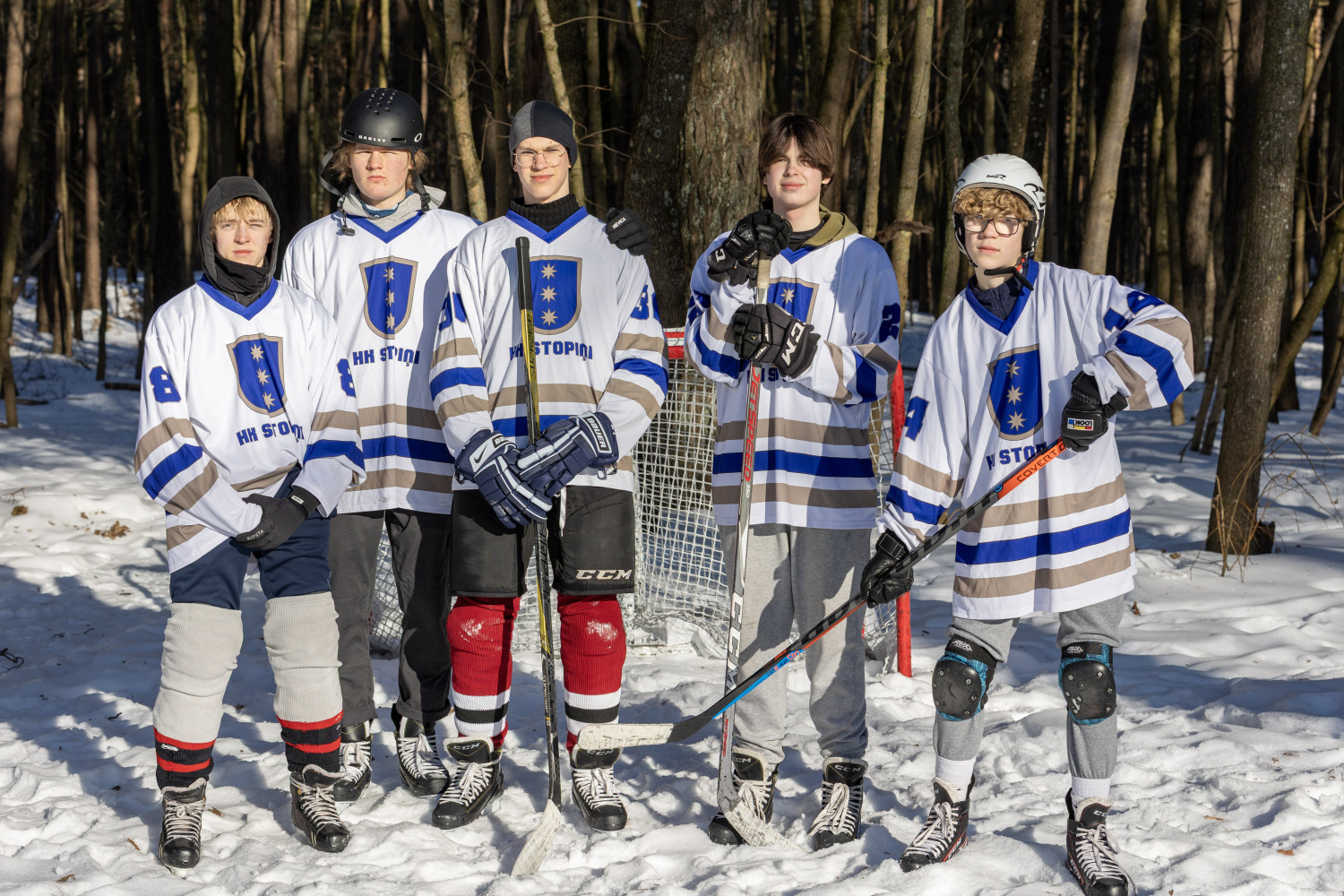 4x4 hokeja turnīrs Ulbrokā