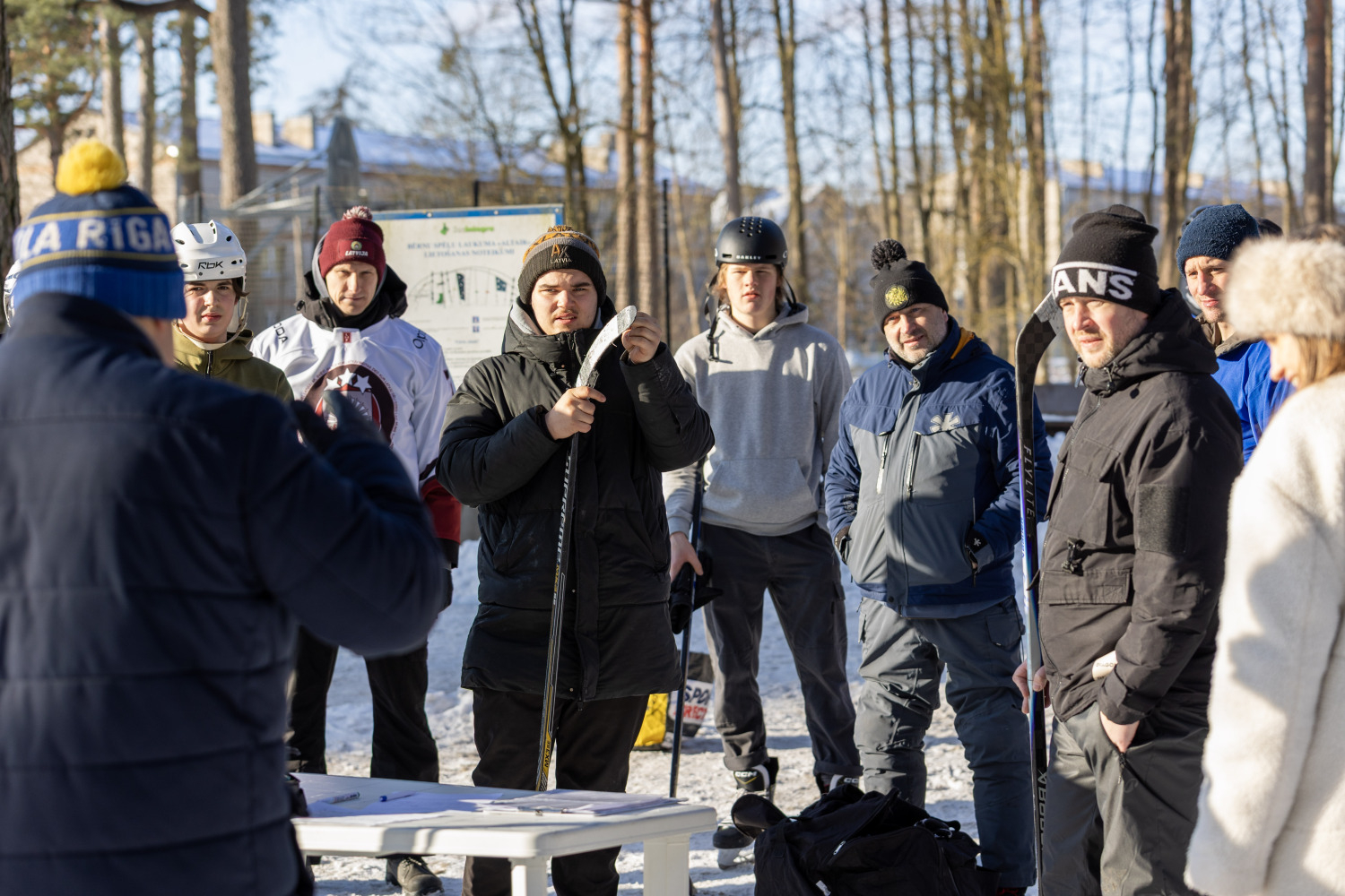 4x4 hokeja turnīrs Ulbrokā