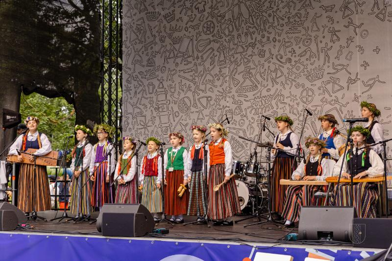 Svētki Vērmanes dārzā - Folkloras kopu programma
