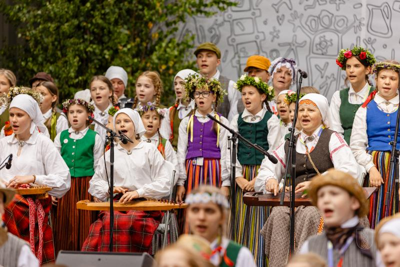 Svētki Vērmanes dārzā - Folkloras kopu programma