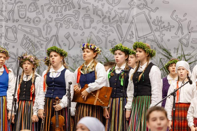 Svētki Vērmanes dārzā - Folkloras kopu programma