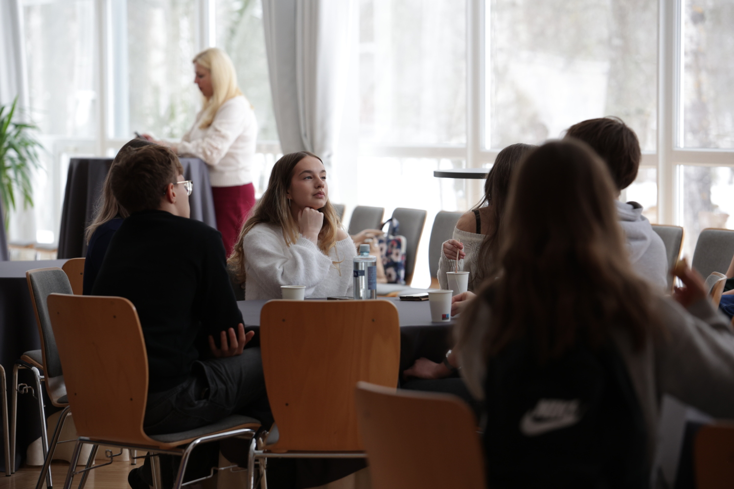 Pasniegtas "Ropažu novada Jauniešu gada balvas"