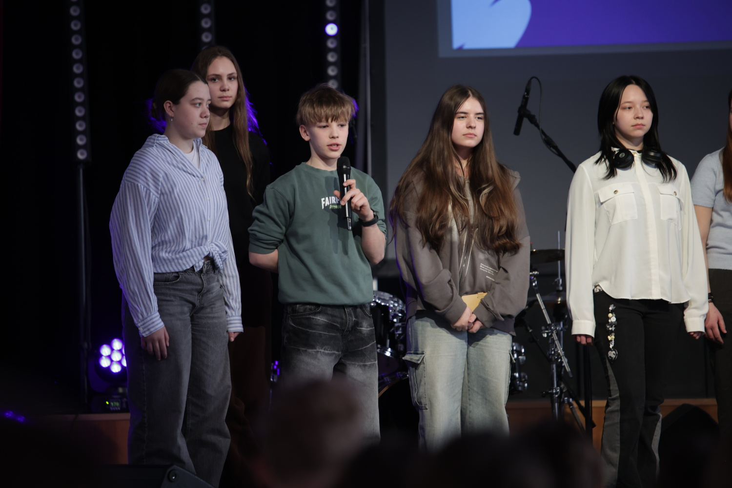 Pasniegtas "Ropažu novada Jauniešu gada balvas"