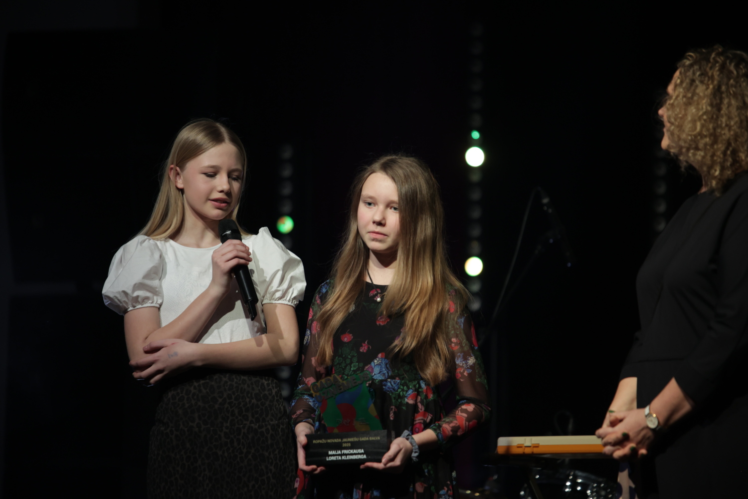 Pasniegtas "Ropažu novada Jauniešu gada balvas"