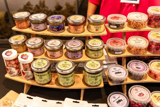 Novada uzņēmēji piedalās izstādē “Riga Food 2025”