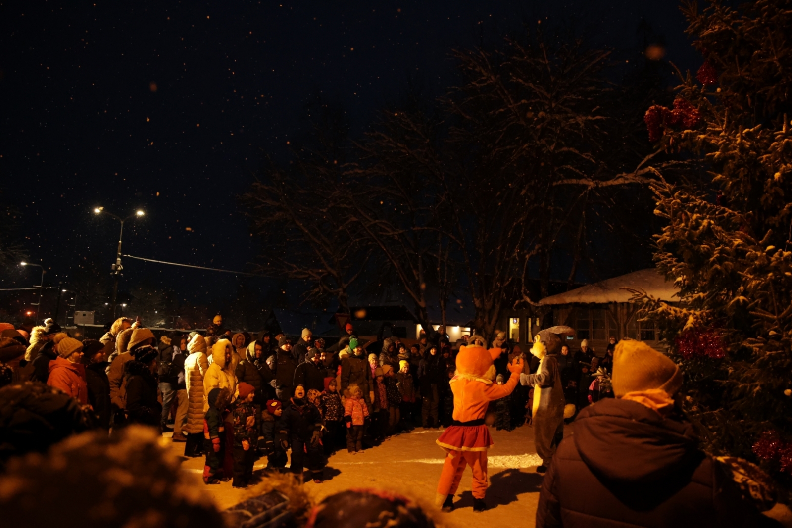 Ziemassvētku eglītes iedegšana Ropažos, 03.12.2023.