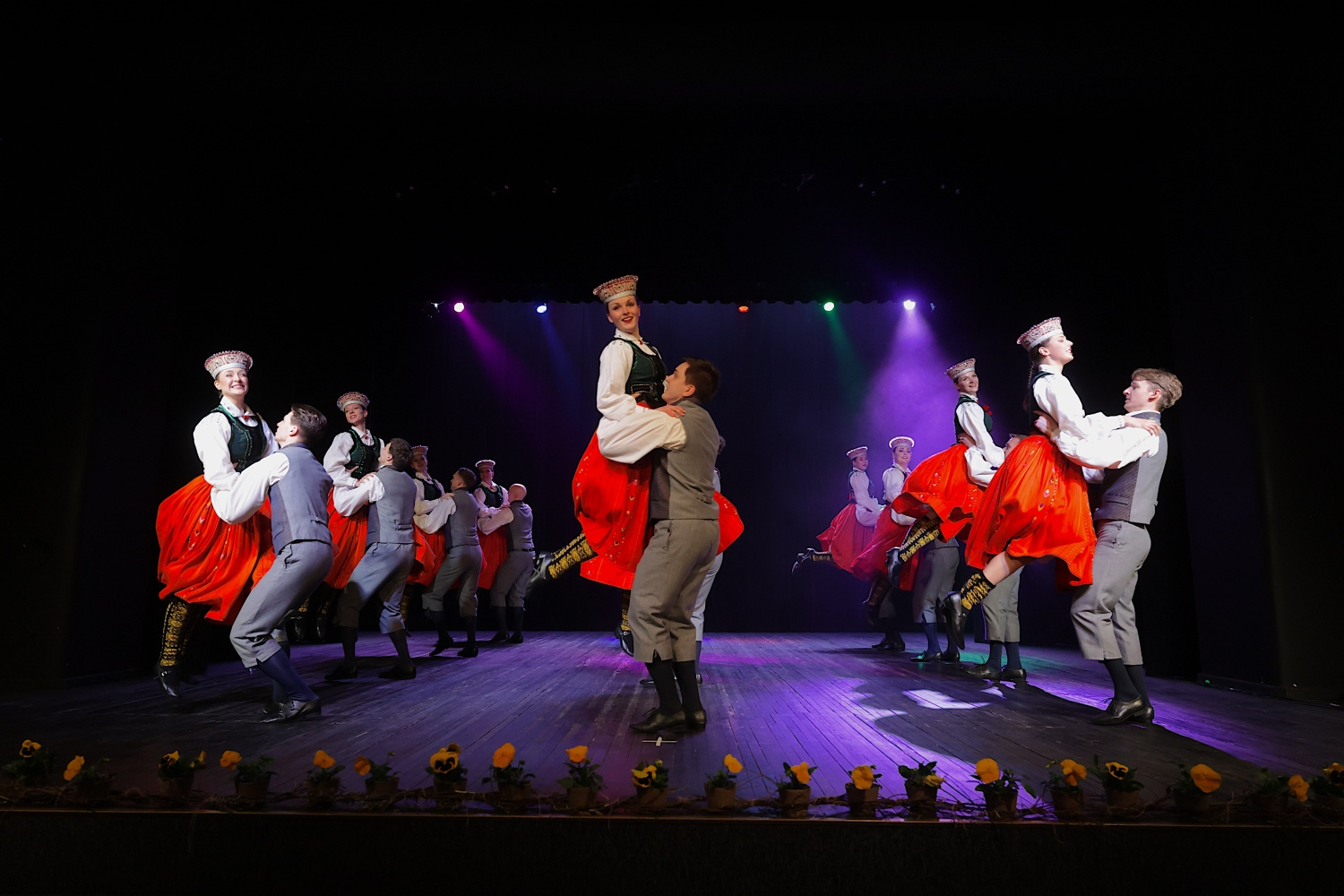 Koncerts "Sadancošana Berģos"