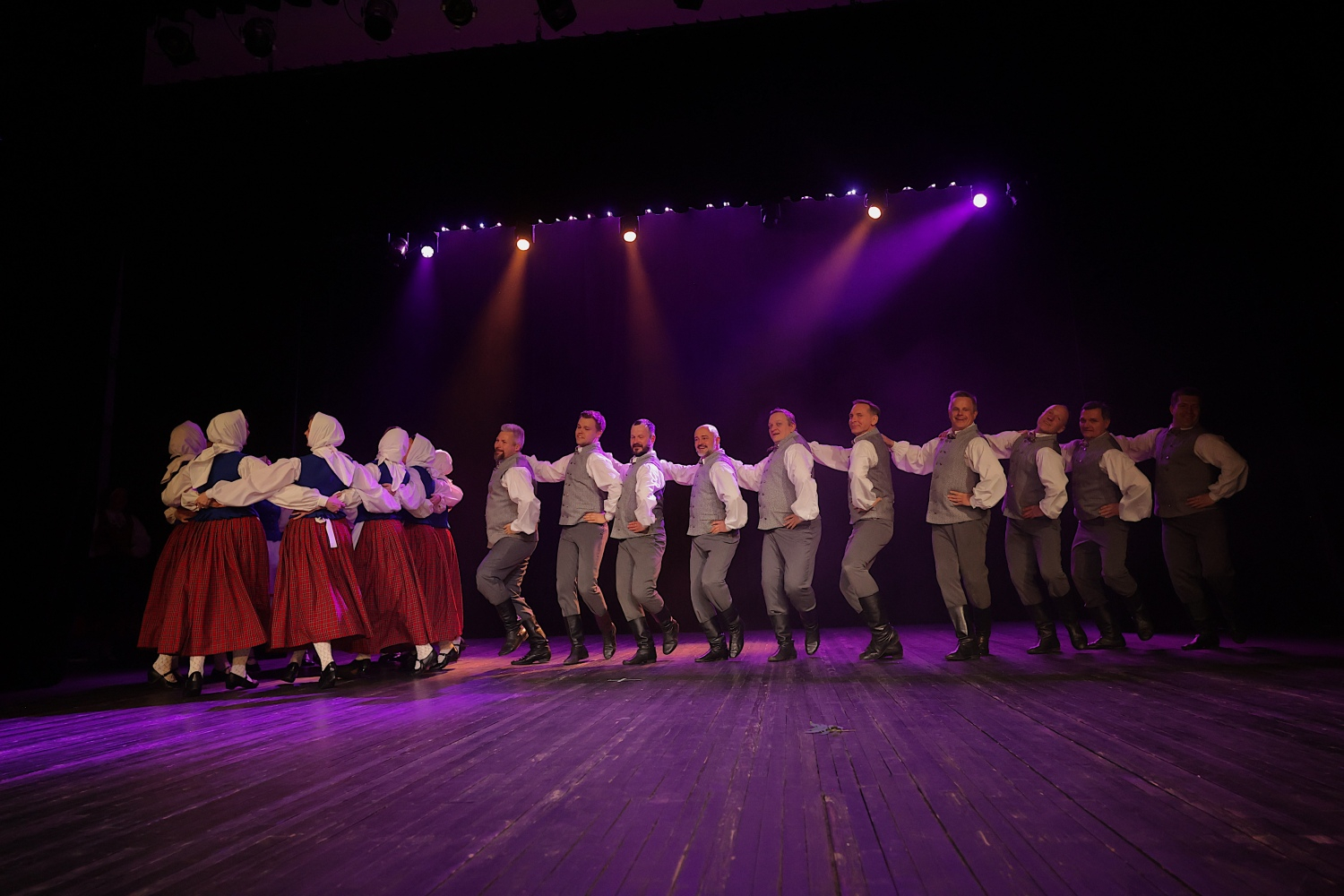 Koncerts "Sadancošana Berģos"