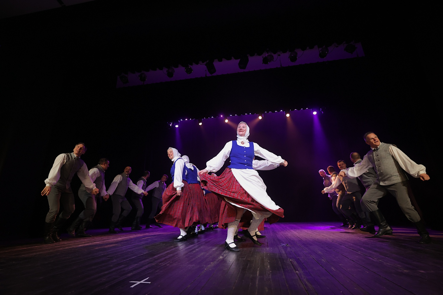 Koncerts "Sadancošana Berģos"