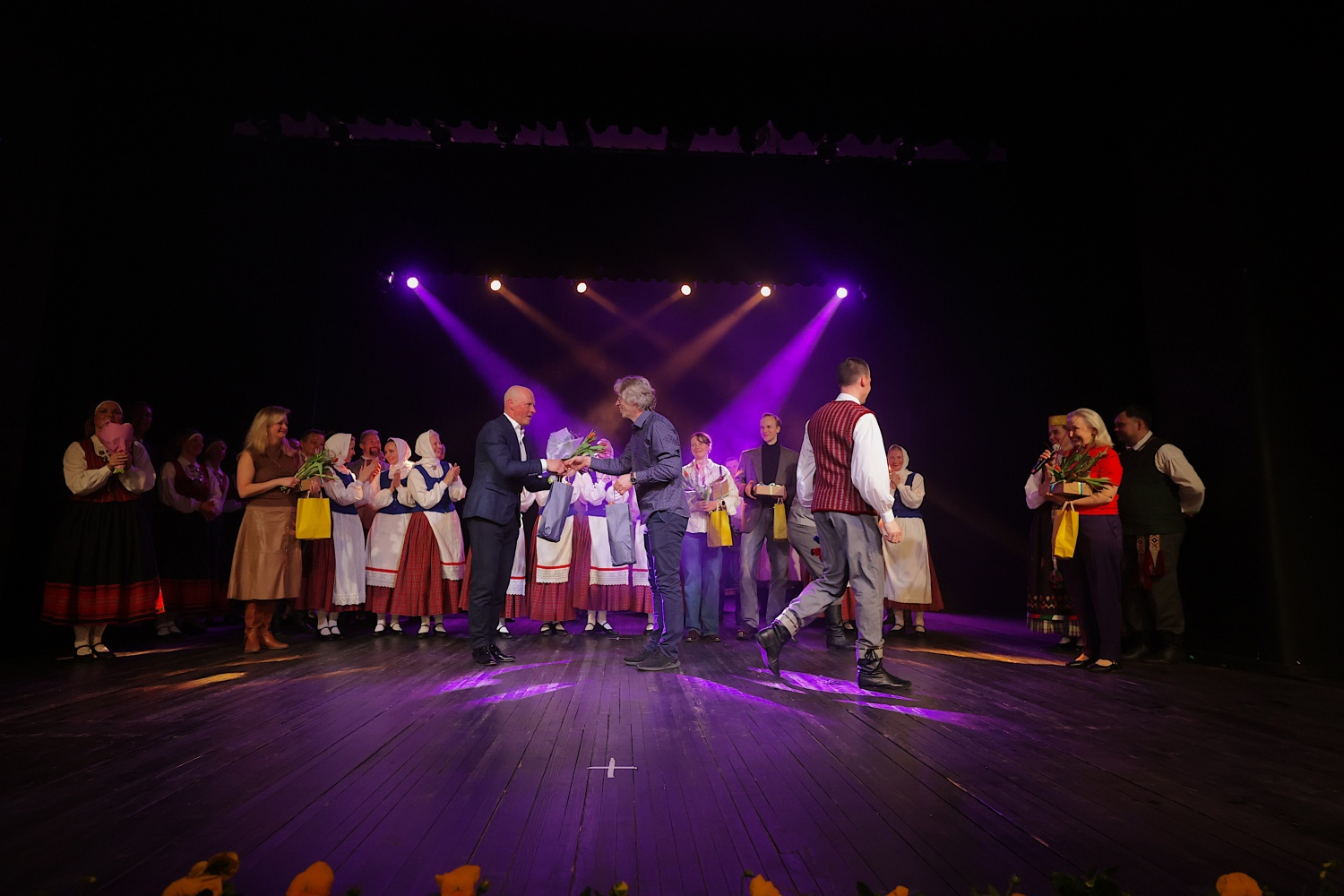 Koncerts "Sadancošana Berģos"