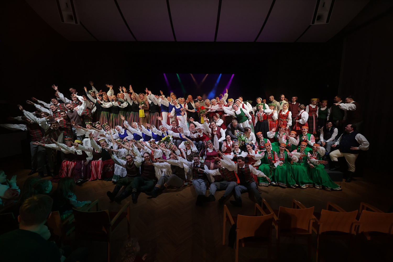 Koncerts "Sadancošana Berģos"