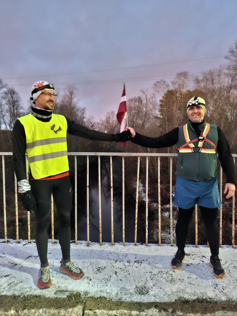 stafetes skrējiens “Ropaži skrien 107”