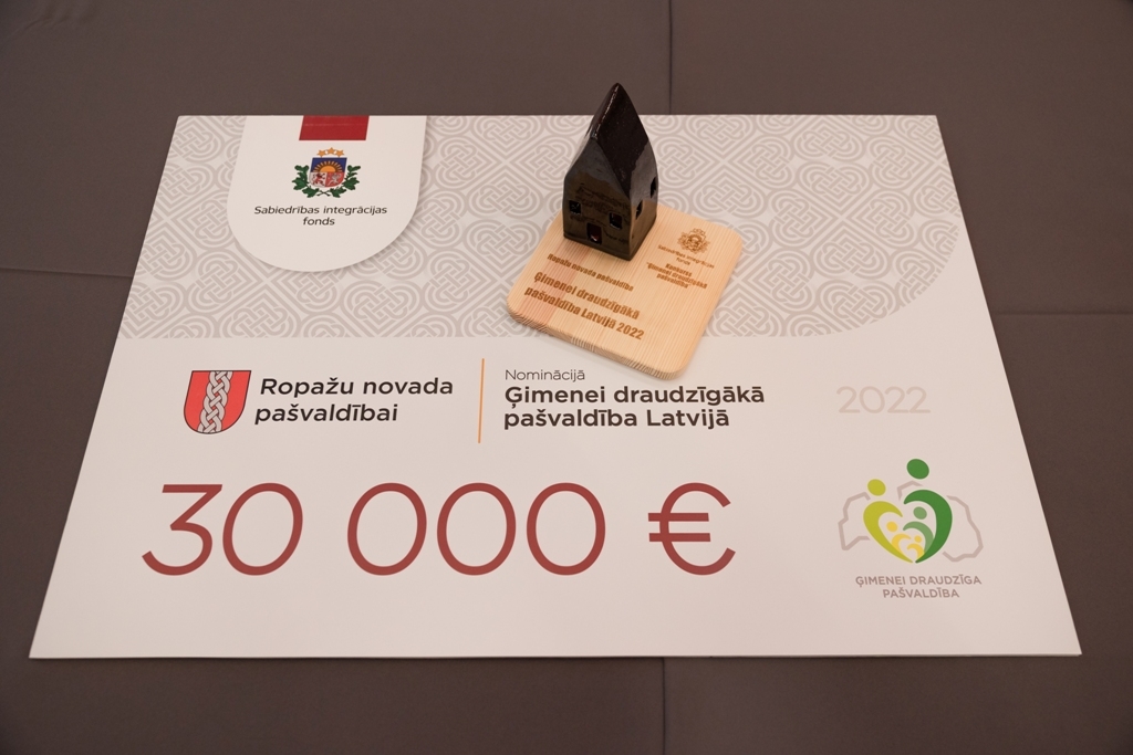 "Ģimenei draudzīgākā pašvaldība" Latvijā-2022 - Ropažu novada pašvaldība!