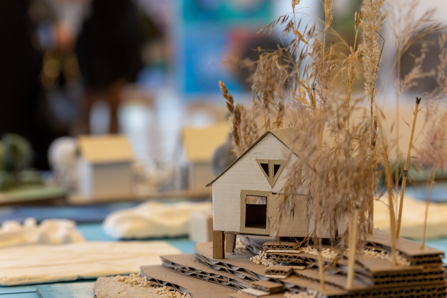  "Draugi vienas upes krastos" 