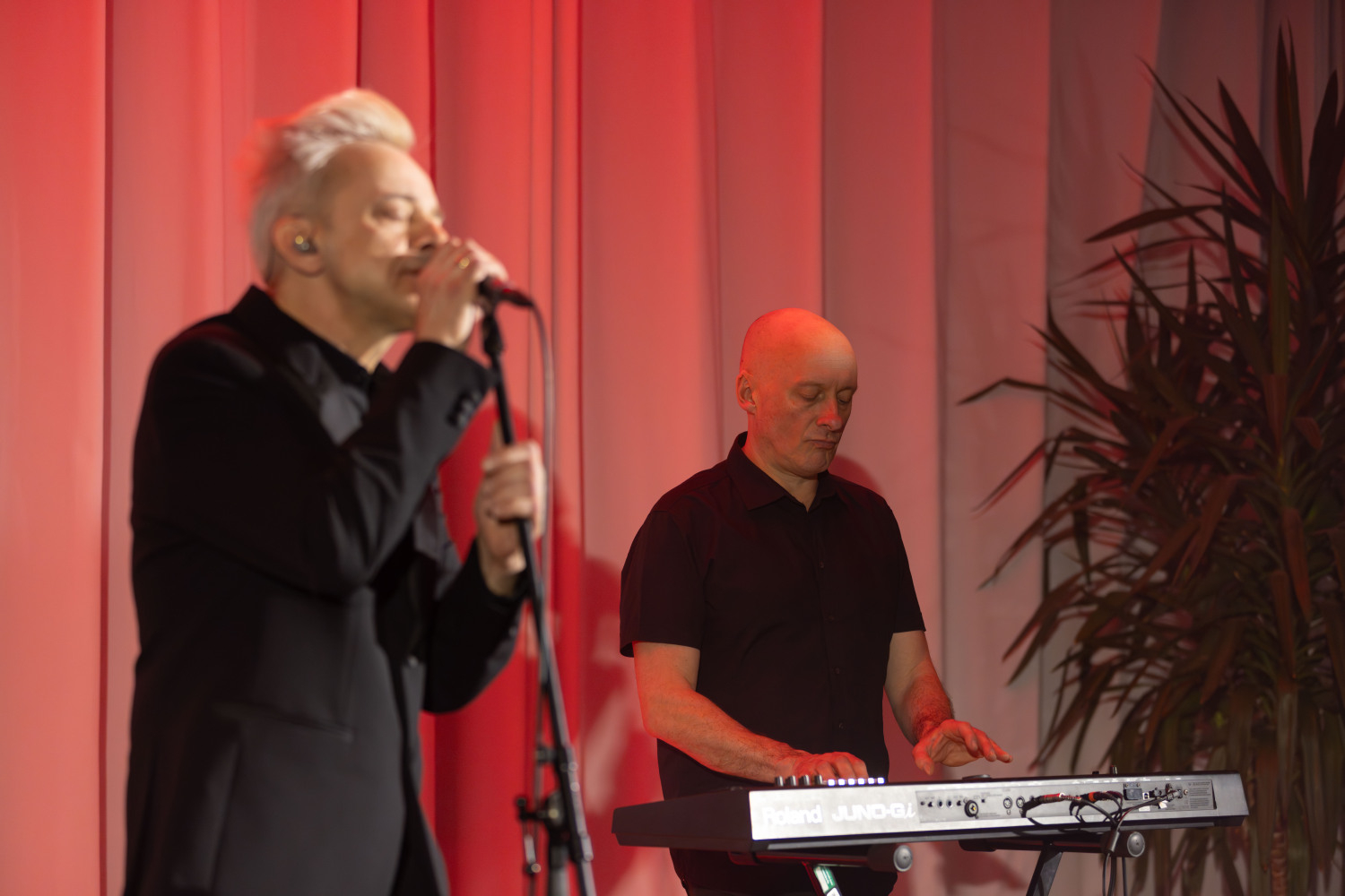 koncerts kopā ar grupu “Otra Puse”