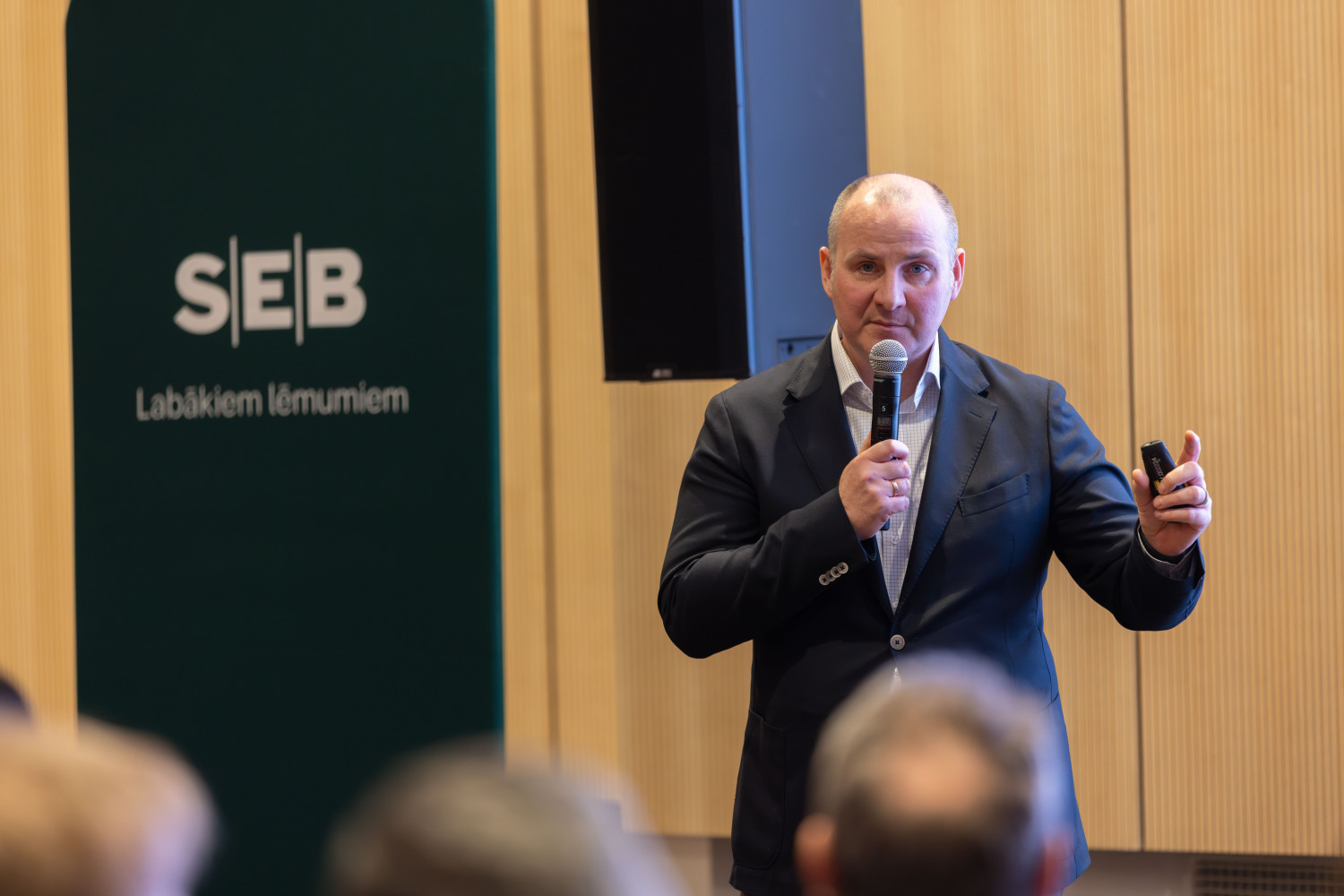 SEB Bizenesa brokastis, uzruna