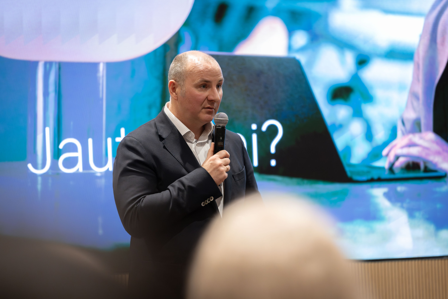 SEB Bizenesa brokastis, uzruna