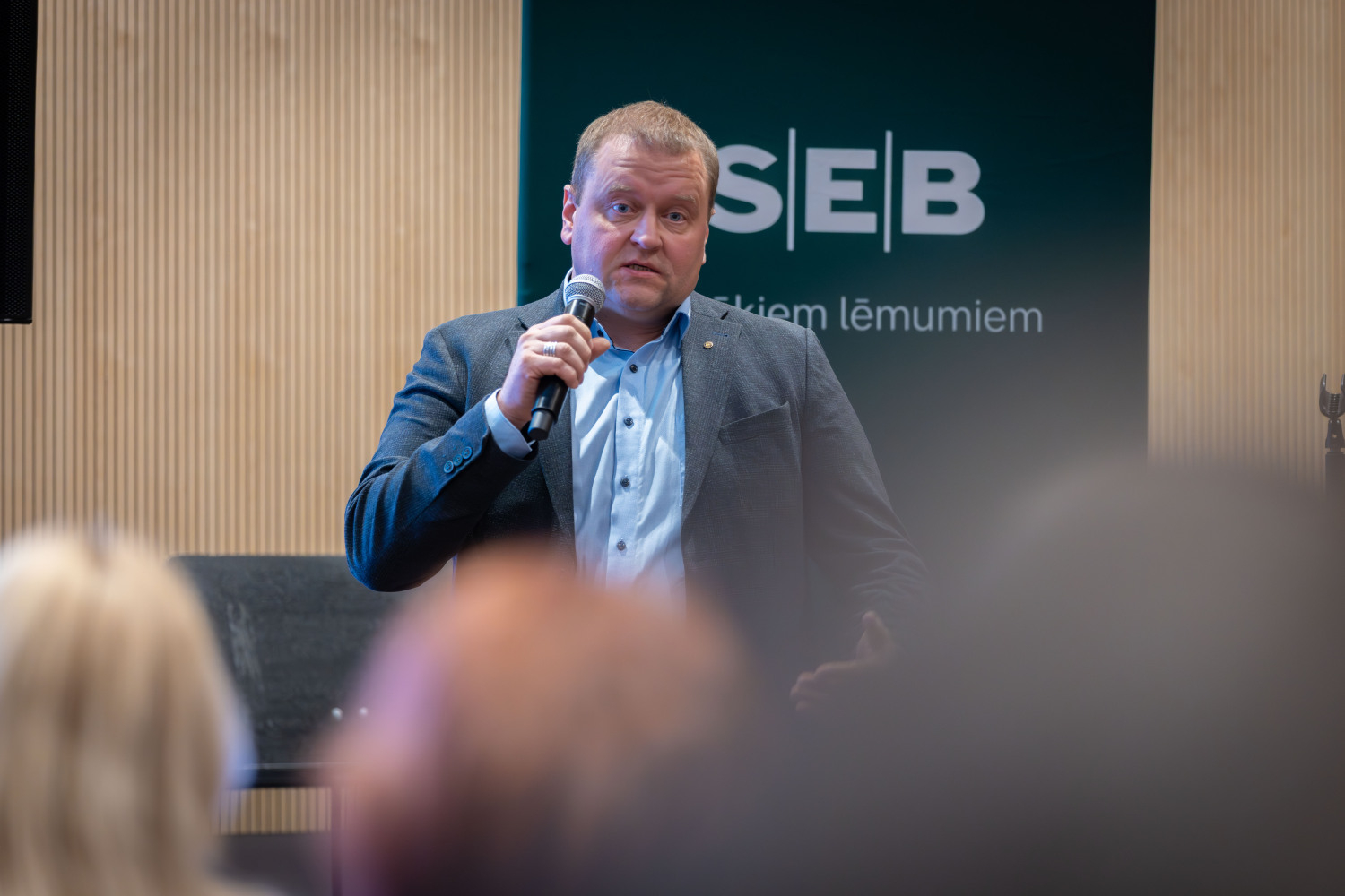 SEB Bizenesa brokastis, uzruna