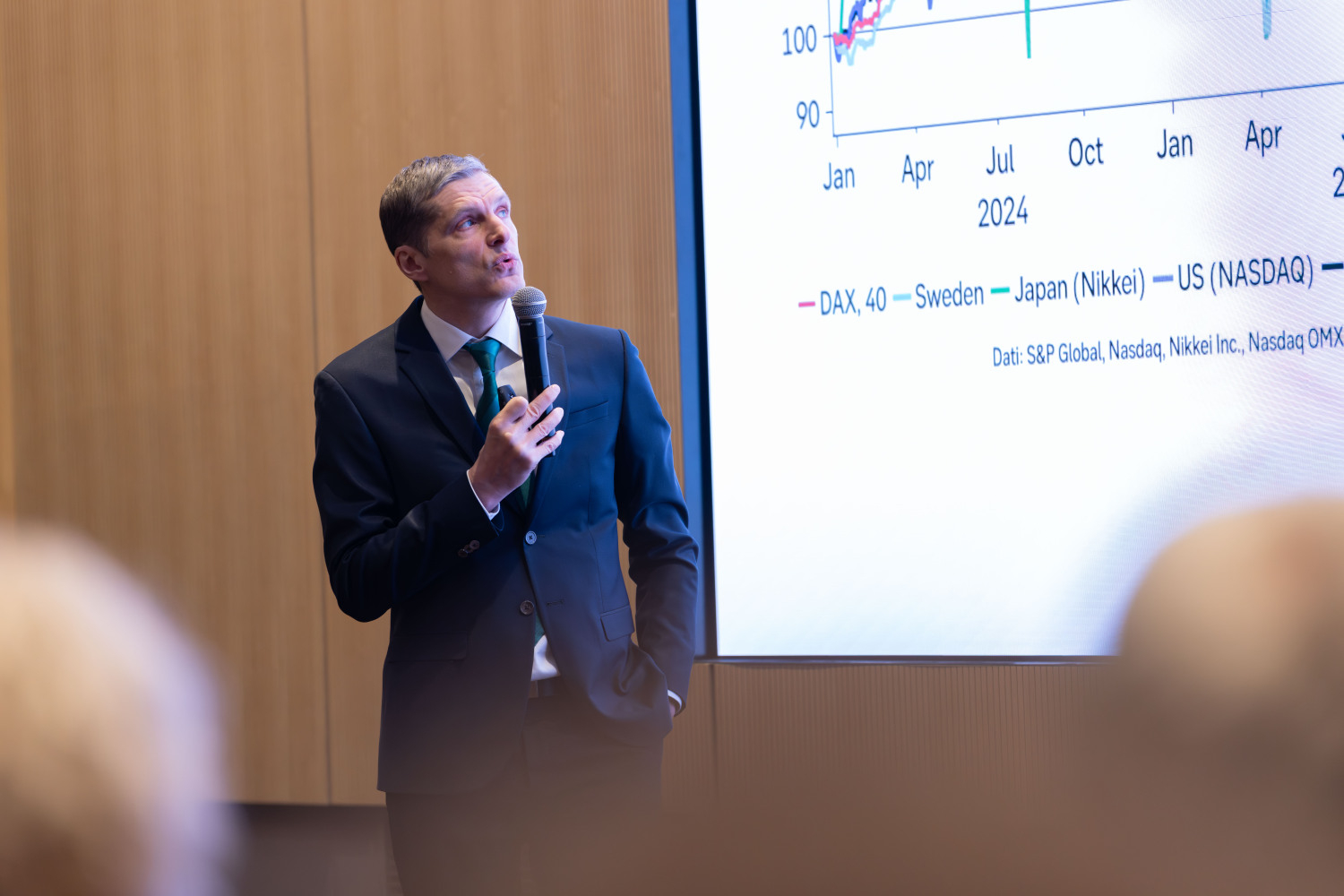 SEB Bizenesa brokastis, runa