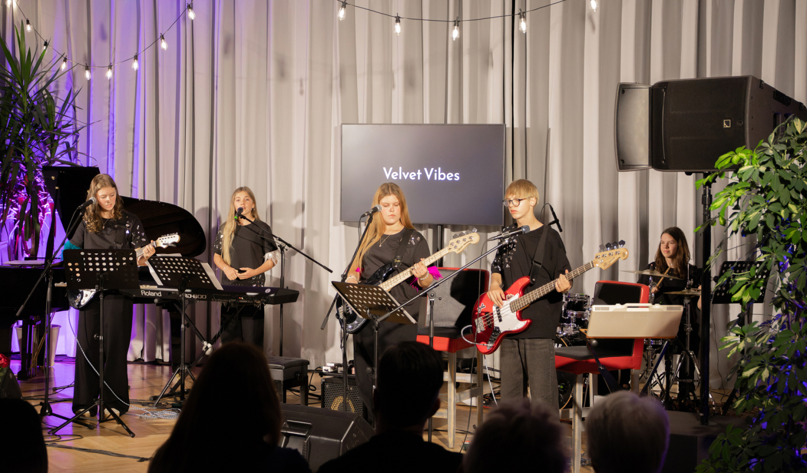 Velvet Vibes koncerts