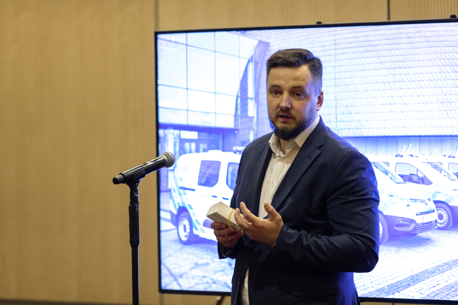 Policijas darbinieku dienā godināti Ropažu novada Pašvaldības policijas darbinieki