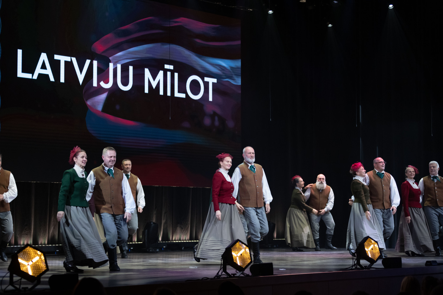 Valsts svētku koncerts “Latviju mīlot” 