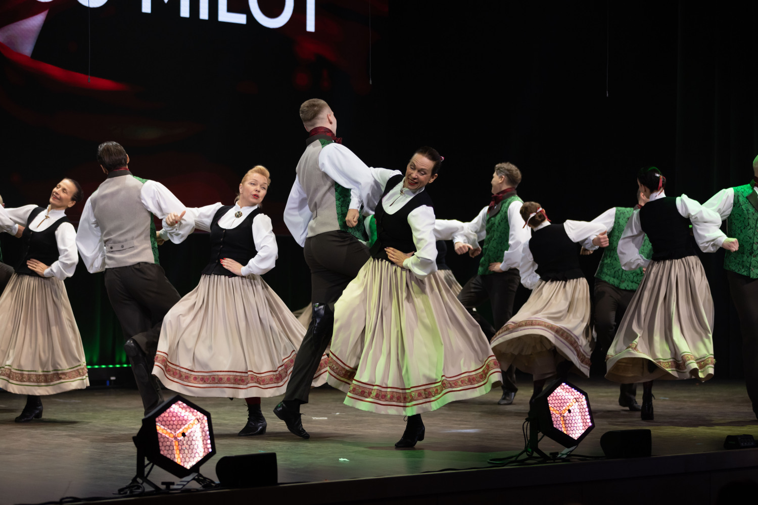 Valsts svētku koncerts “Latviju mīlot” 