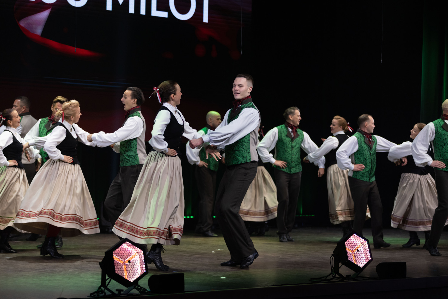 Valsts svētku koncerts “Latviju mīlot” 