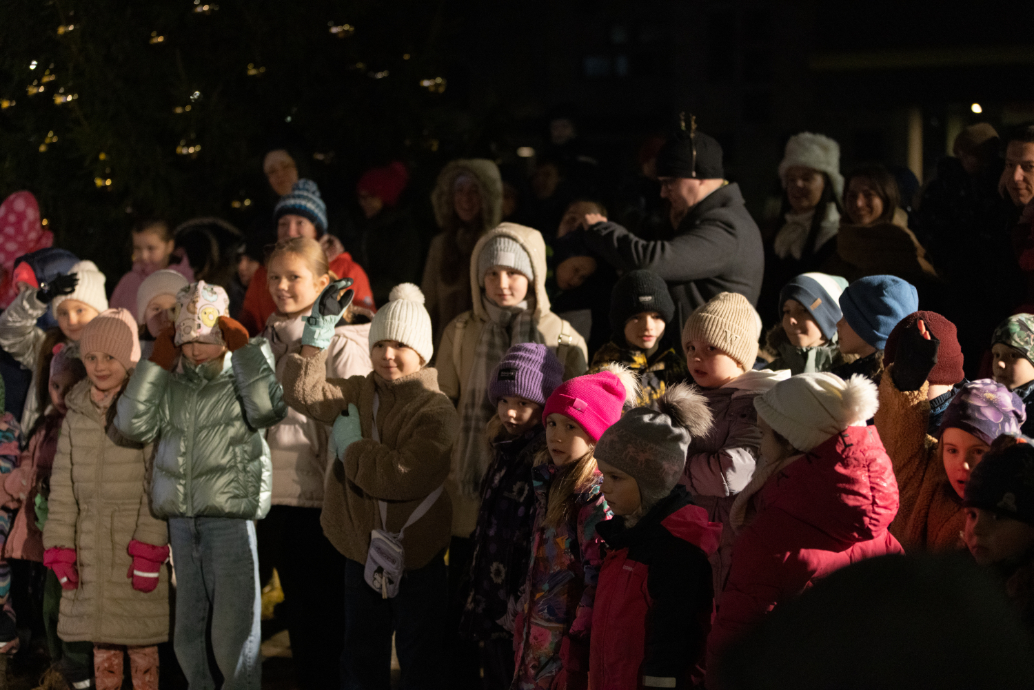 Eglītes iedegšanas pasākums Upesciemā