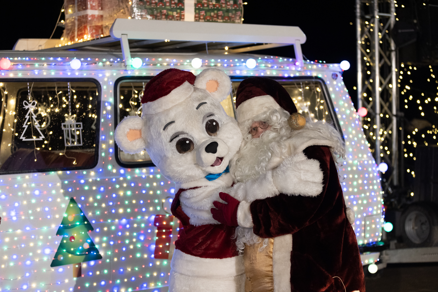 Eglītes iedegšanas pasākums Upesciemā