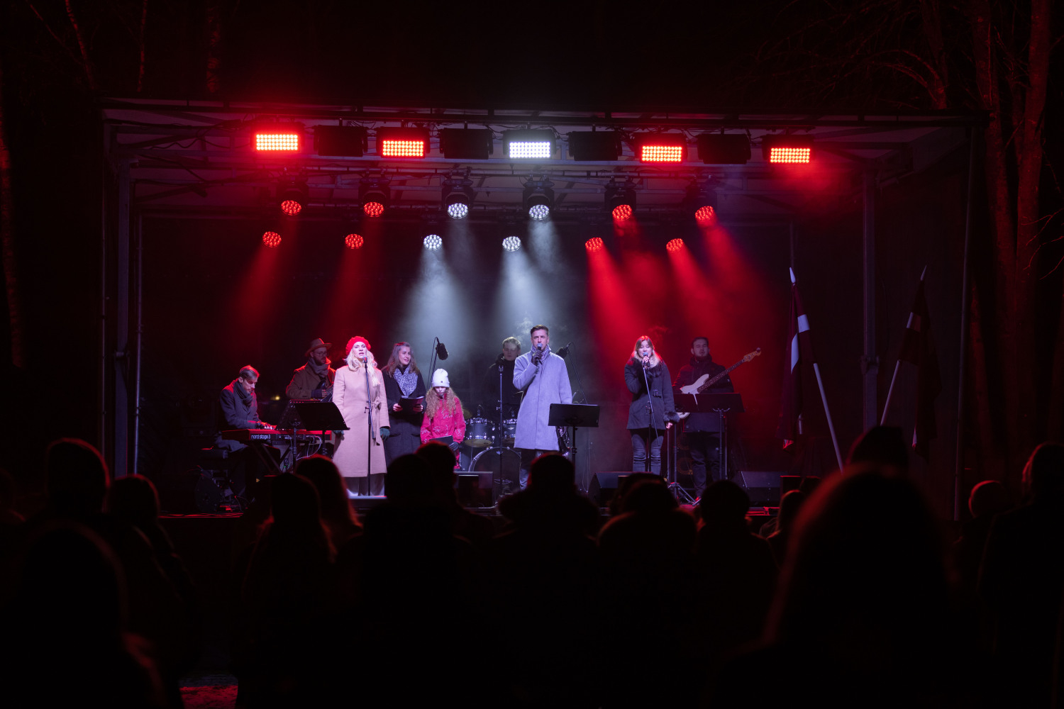 Latvijas valsts svētku koncerts Upesciemā