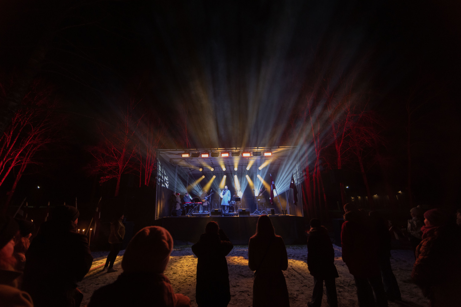 Latvijas valsts svētku koncerts Upesciemā