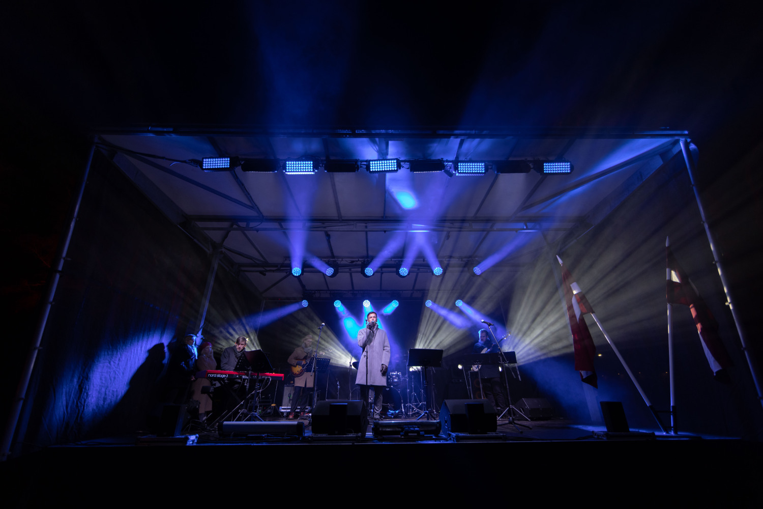 Latvijas valsts svētku koncerts Upesciemā