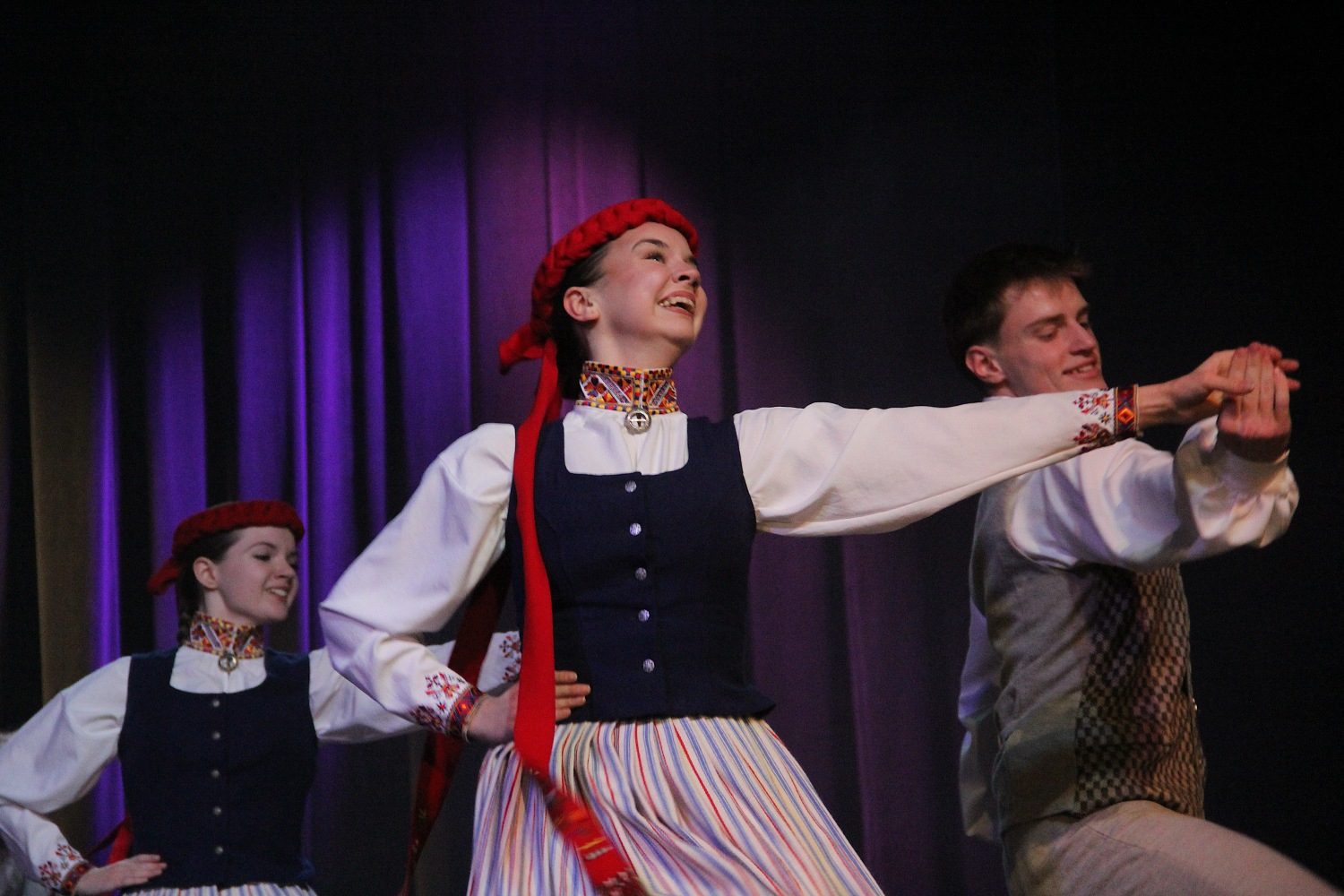 Deju koncerts "Eima visi danci vest"