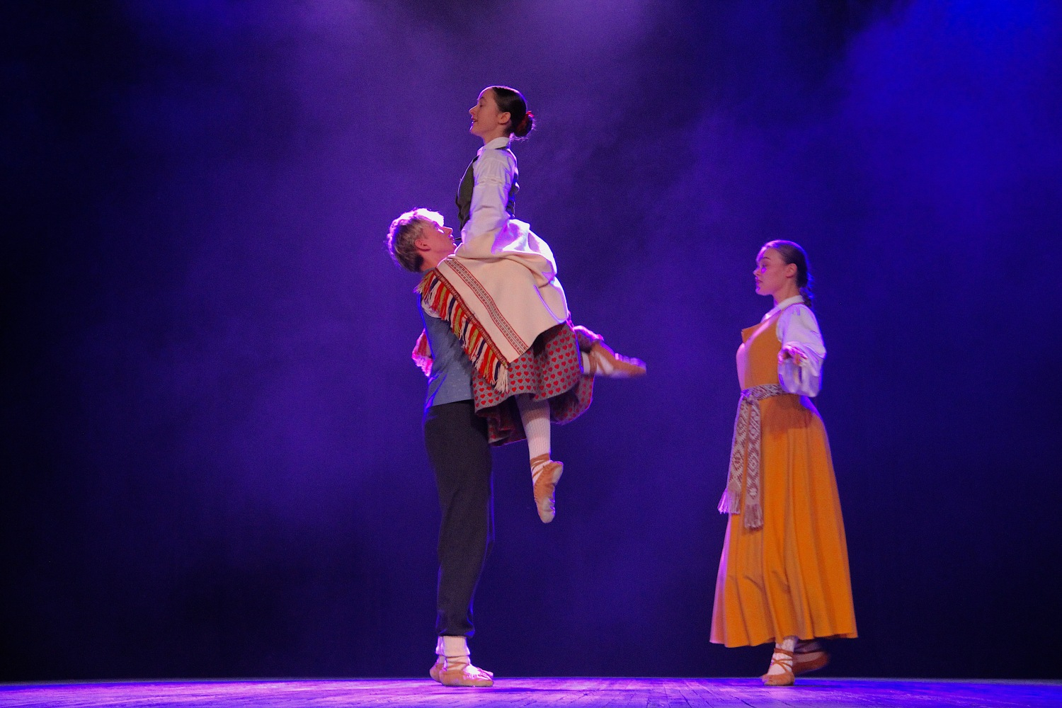 Deju koncerts "Eima visi danci vest"