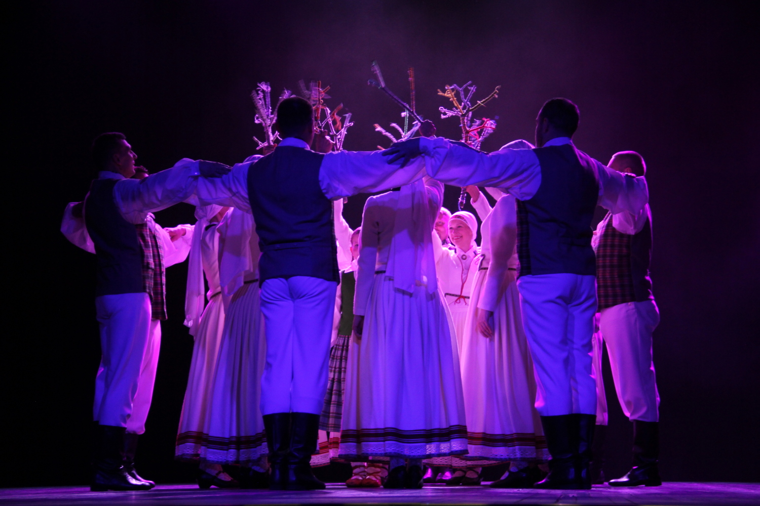 Deju koncerts "Eima visi danci vest"